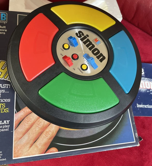 VINTAGE MB GAMES Simon Electronic Game 1978 Works Great