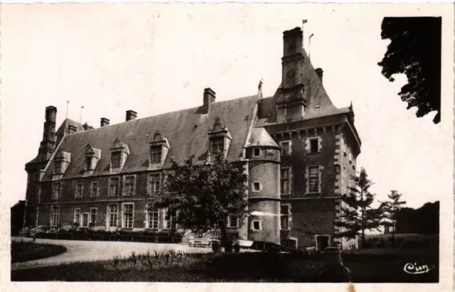 CPA AK St-AMAND-en-Puisane - Le Chateau (457236)