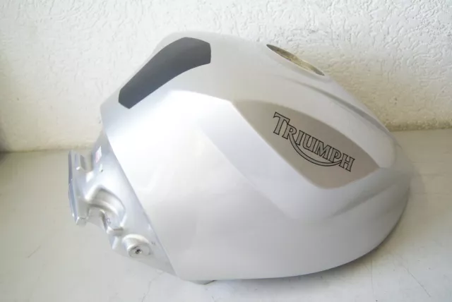 Triumph       Daytona 600 806Lw Tank Benzintank Fuel