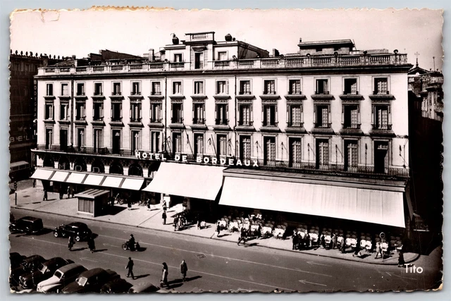 Postcard Bordeaux Place de la Comedie, Hotel de Bordeaux RPPC M143