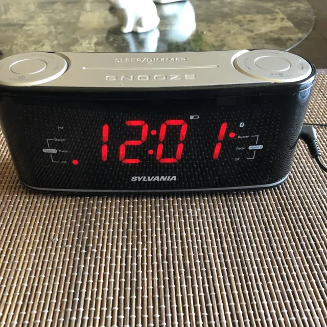 Sylvania horloge radio Bluetooth flux musique chargeur USB double alarme lumière DEL neuf 3