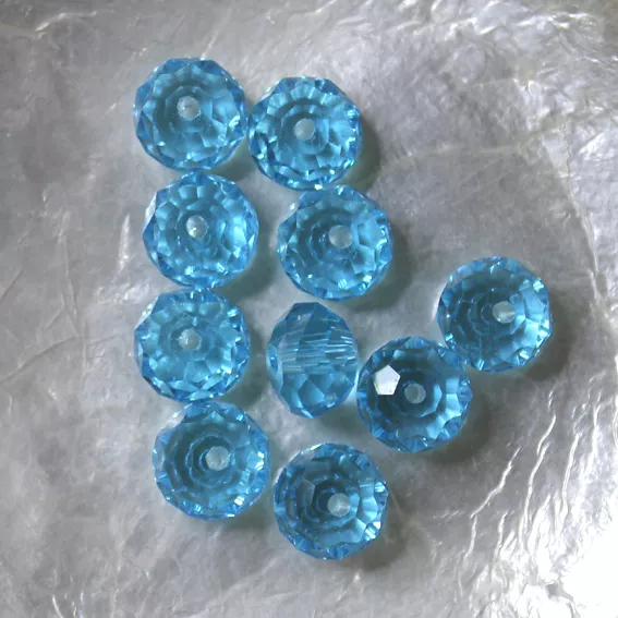 10 CITROUILLES  -  Cristal de Bohême  -  6 X 8 MM  -  TURQUOISE
