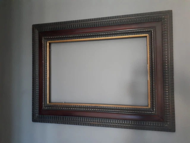 Antica Cornice Guilloche