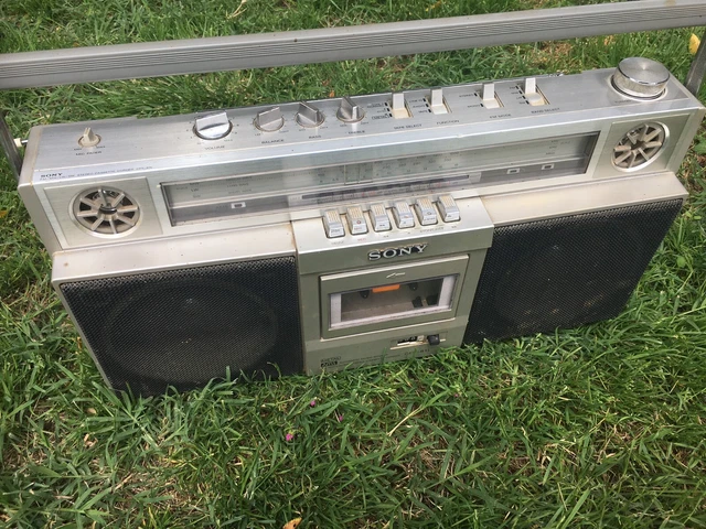 Radio Vintage Boombox Ghettobluster - Sony CFS-3300L - 1987