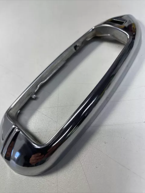 NOS 40’s & 50’s GM Deluxe Dome Light Chrome Bezel 4168052￼