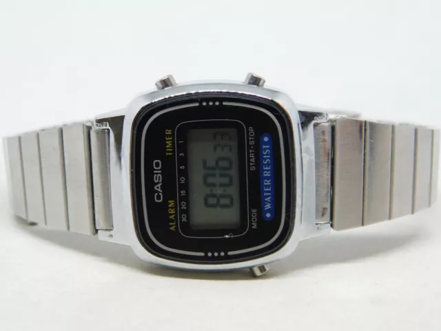 CASIO 3191 LA670W Water Resistant Silver Tone Quartz Digital