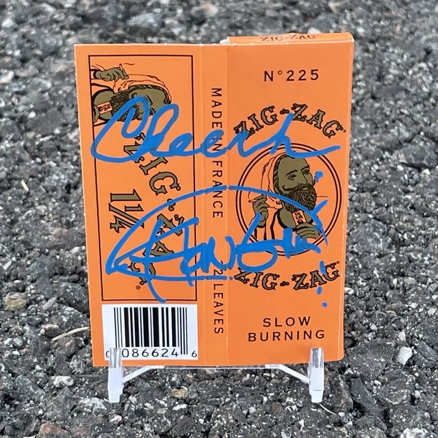 Signed Slow Burning Cheech Marin and Tommy Chong Zig Zag Rolling Papers Beckett