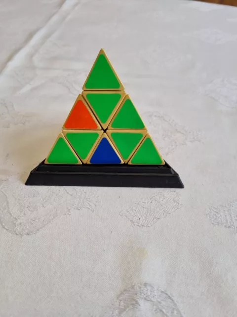 Ancien Jeu Pyramide Genre Rubiks Cube Avec Socle  Annee 1980 Vintage