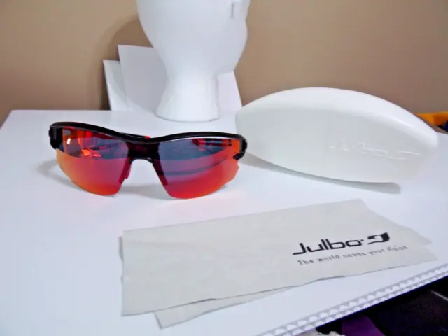 Julbo Aero Sunglasses - Red/Black with Spectron 3 CF Lenses ,Case J4831114