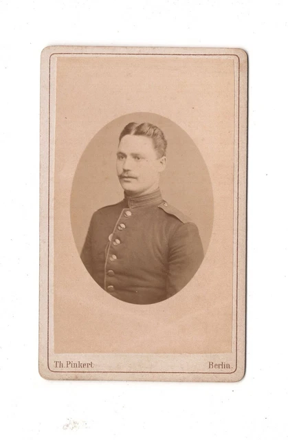 CDV Foto Soldat - Berlin 1880er