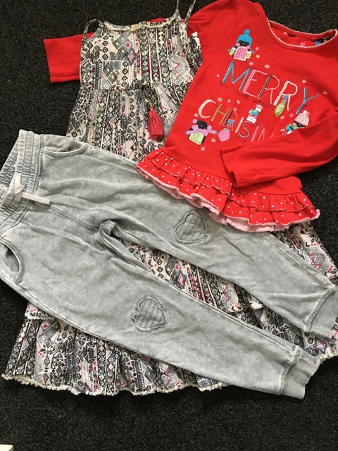 PACCHETTO RAGAZZE età 7- X3 articoli abito/top/jogger-usato