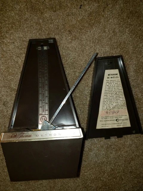 Vtg Seth Thomas Metronome De Maelzel #1104 Conductor Key Wind-Up Plastic E500