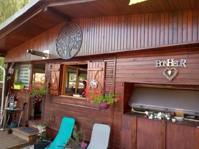 🏡 À Vendre - Charmant Chalet au Camping du Stock, Langatte (57400) 🏡