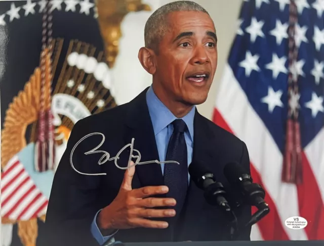 Signed Barack Obama US President Autographed 11x8.5 Photo with COA