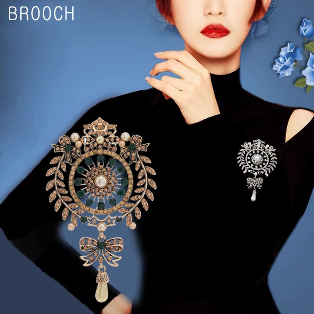 Antique Jewelry For Women Lapel Collar Vintage Brooch Noble Corsage Accessories