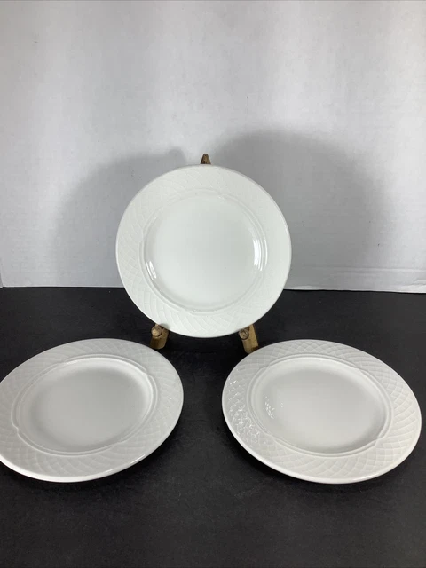 Set Of 3~Vintage Homer Laughlin China “Kensington” Bread Plates~Ivory 6.25”