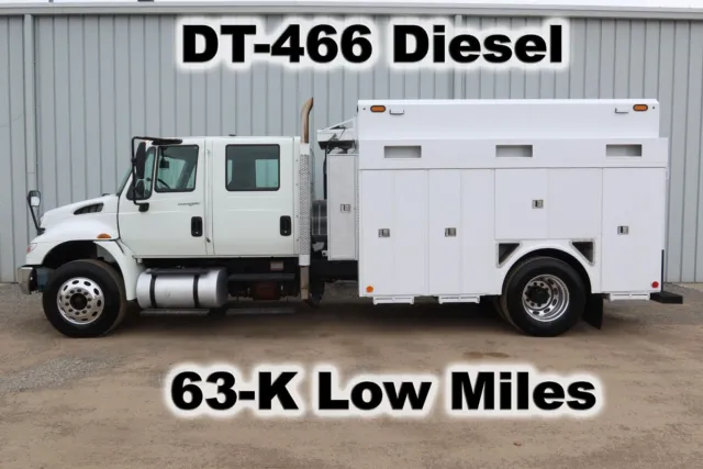 4400 Dt-466 14-Ft Enclosed Service Utility Air Compressor 4 Door Crew Cab Truck