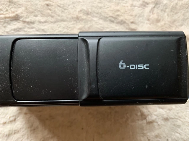 VOLKSWAGEN VW CD PLAYER CHANGER 1998-2004 PASSAT JETTA GTi GOLF & BEETLE VOLKSWAGEN VW CD PLAYER CHANGER 1998-2004 PASSAT JETTA GTi GOLF & BEETLE