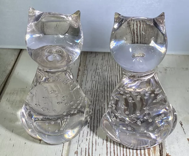 2 Clear Glass Cats With Controlled Bubbles - Vintage