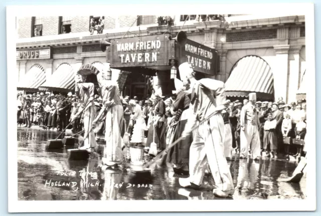 POSTCARD RPPC Tulip Time Holland Michigan Parade Warm Friend Tavern 1940's