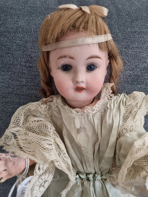 Petite Poupée Ancienne 23 Cm - Tête En Biscuit, Habits D'origine