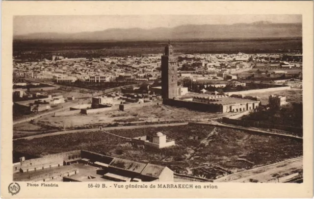CPA AK MAROC MARRAKECH Vue générale de MARRAKECH en avion Flandrin (37890)