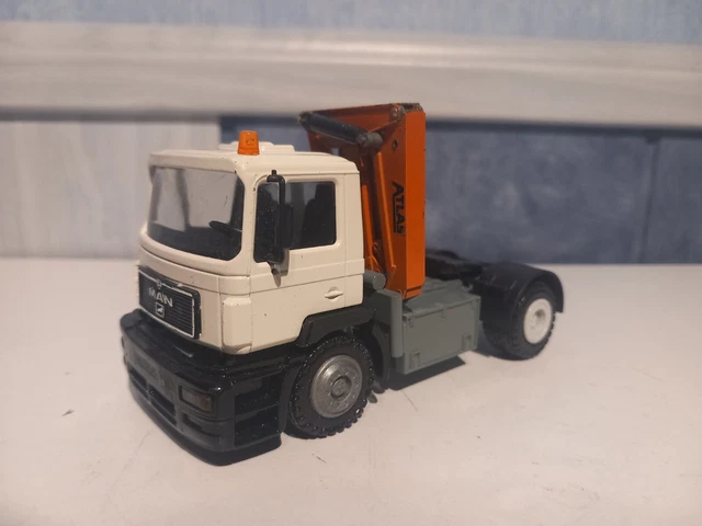 CURSOR MODELLE 1:43 THW Iveco Magirus LKW Gerätekraftwagen GKW OVP