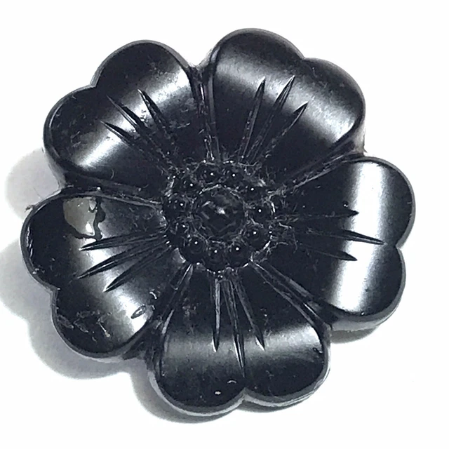 Broche Ancienne Fleur – Verre Noir Moulé – Style Perles De Jais
