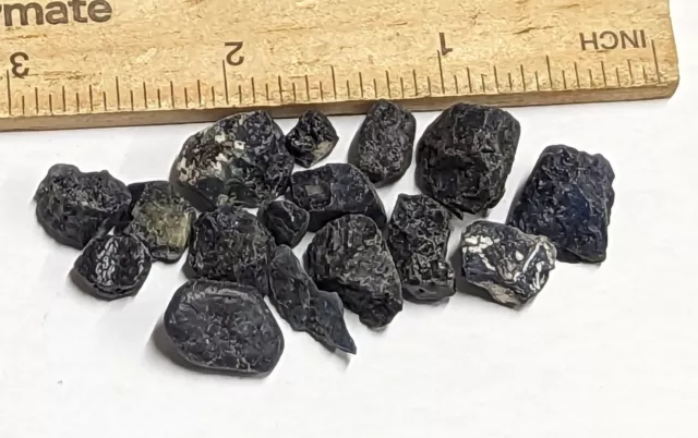 100 Carats SAPPHIRE Gemstone Crystal Uncut Rough (U2377)