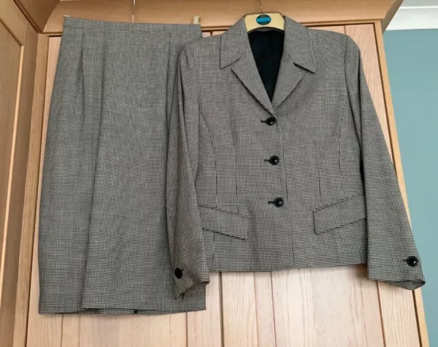 Ladies Marks and Spencer Skirt Suit Size 12