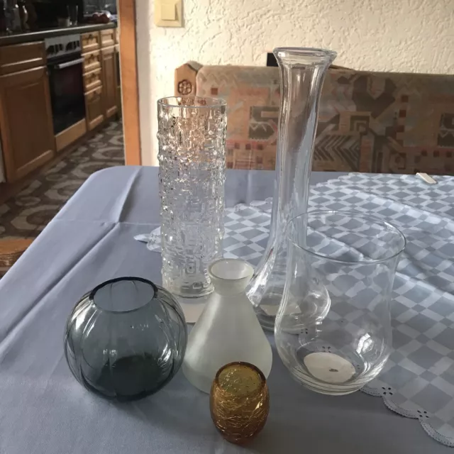 Alte Vasen Glas Blumenvasen Tischvasen Konvolut 6 Stück,durchsichtig,Kristall u.