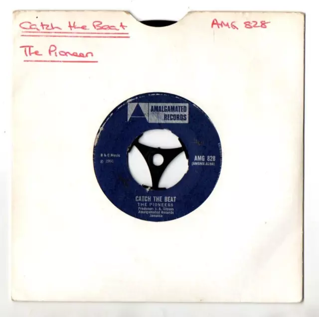 1968 REGGAE ~ THE PIONEERS ~ CATCH THE BEAT  ...  VINYL 7" Single 3
