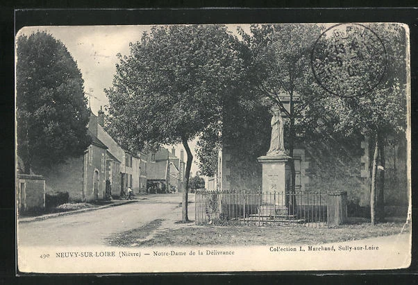 CPA Neuvy-sur-Loire, Notre-Dame de la Délivrance