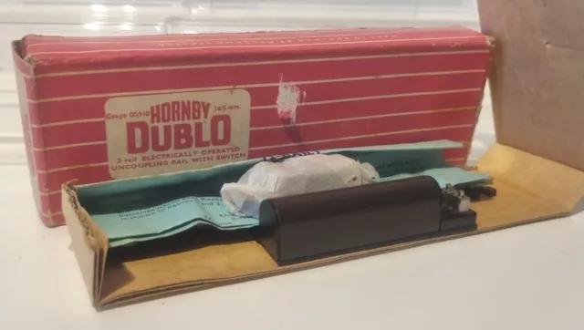 Vintage Hornby Dublo 2746 2 Rail Electrically Operated Uncoupling Switch Boxed