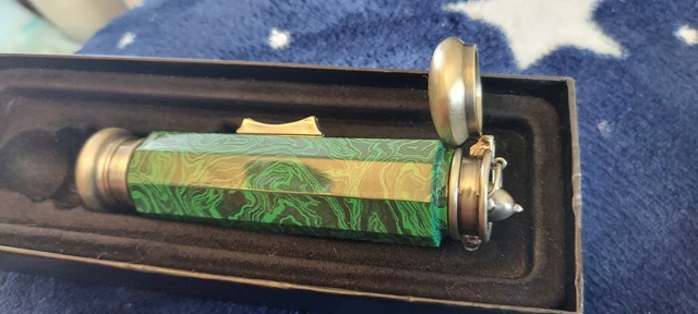 HARRY POTTER ALBUS Dumbledore Deluminator Light Catcher - Boxed Put ...