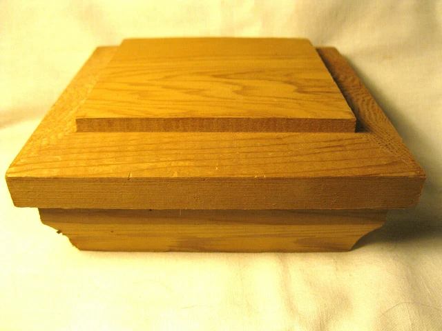 Tapa superior de poste de riel de madera sin terminar 5,5 x 5,5