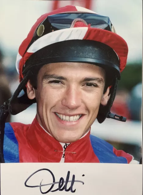 FRANKIE DETTORI LEGENDARY HORSE RACING JOCKEY **HAND SIGNED** PHOTO 10cm x15cm