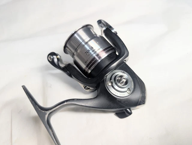 リール Daiwa BRADIA 3000 Bradia (2007-2011) - JDM Fishing