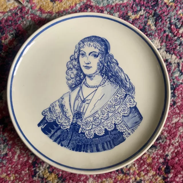 Delft Blauw Plate Royal G Unicum 6/4 Hand PAINTED Holland Woman Period Dress
