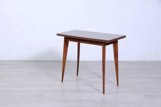 Piccolo tavolo design anni 50 particolari forme gambe piano formica 90 x 50 cm