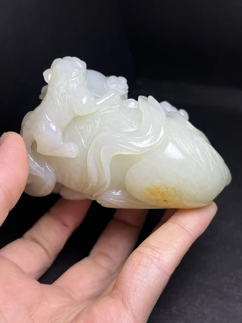 Chinese Exquisite Handmade Lion carving Hetian Jade Statue 3