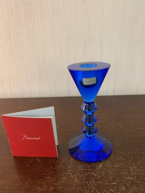 2 bougeoirs Véga bleu en cristal de Baccarat (prix à la pièce)