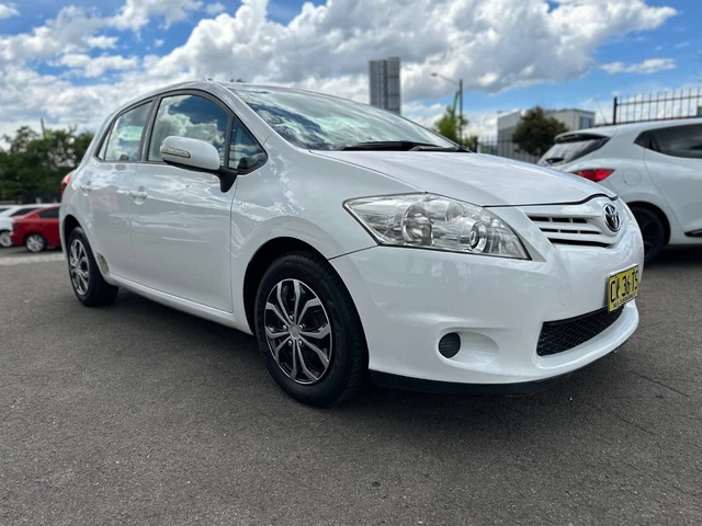 2010 Toyota Corolla ZRE152R Ascent Hatchback 5dr Auto 4sp 1.8i 2010 Toyota Corolla ZRE152R Ascent Hatchback 5dr Auto 4sp 1.8i