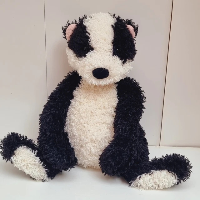 Jellycat skunk hot sale
