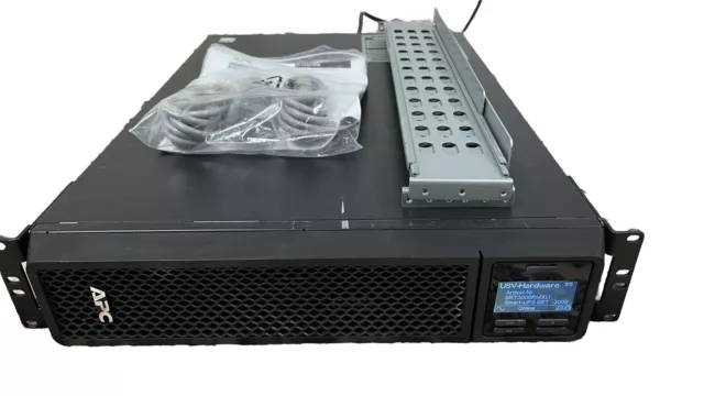 APC USV SRT3000RMXLI / Smart-UPS  / 3000VA / Neue Batterien / New Cells!