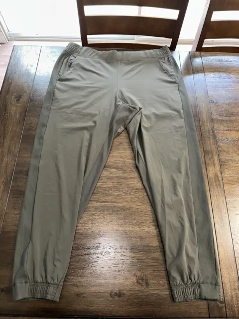 Athleta Women's 16 Brooklyn Joggers Pants Mountain Olive Casual Active 530631