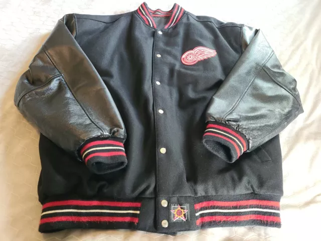 *RARE VINTAGE* Detroit Red Wings Genuine Leather Jacket | SidelineSwap
