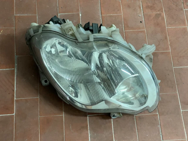 Ricambi Auto Smart 450 Cabrio Faro Sx Ricambi Auto Smart 450 Cabrio Faro Sx