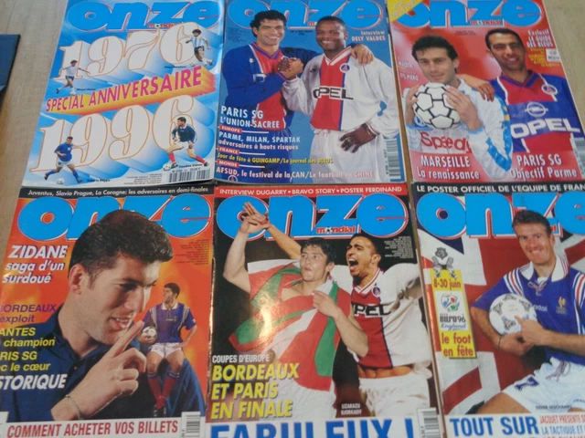 MAGAZINE ONZE MONDIAL AVRIL 1990 COMPLET FICHES POSTER -football