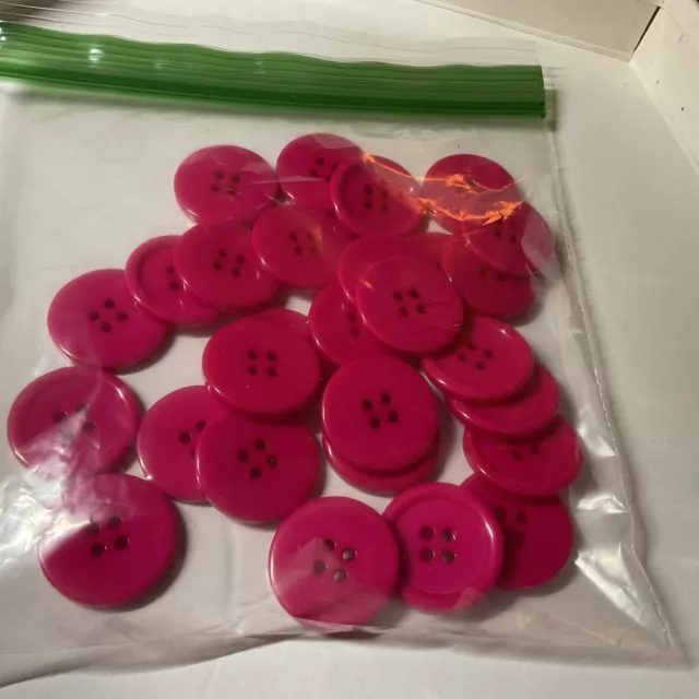 GANSSIA 7/8 Inch (22.5Mm) 28 Hot Pink Resin Sewing Buttons for Garment/ DIY